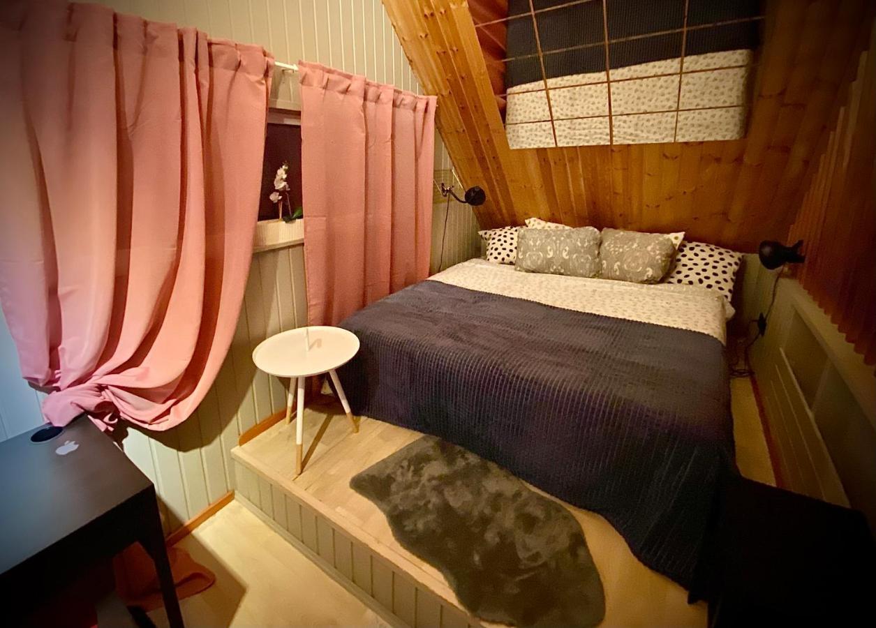 Villa Amazing Little House On An Island With Garden Riga Esterno foto