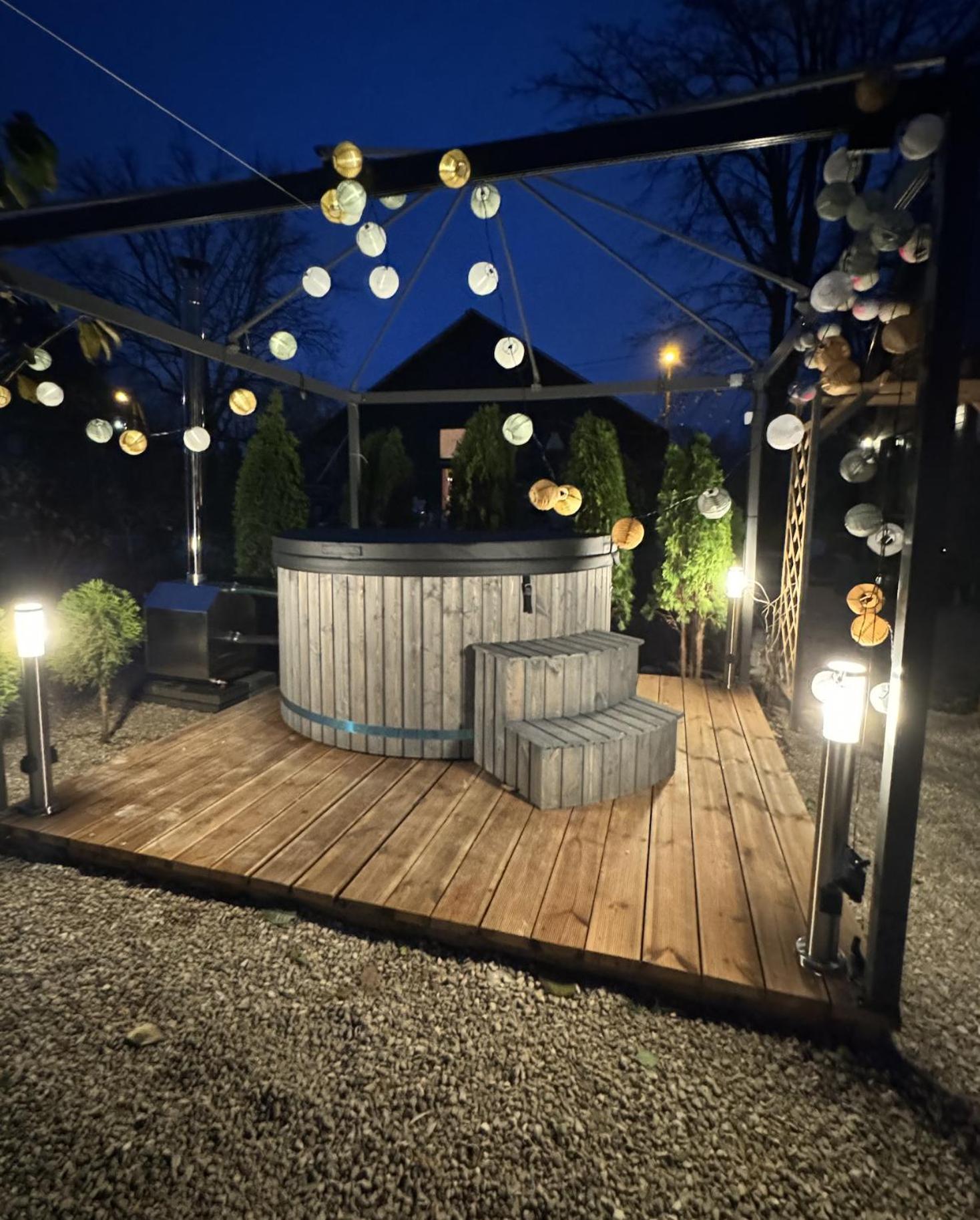 Villa Amazing Little House On An Island With Garden Riga Esterno foto